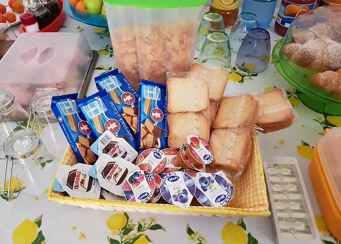 Alojamento de Acomodação e Pequeno-almoço Zi Micheli Salento *